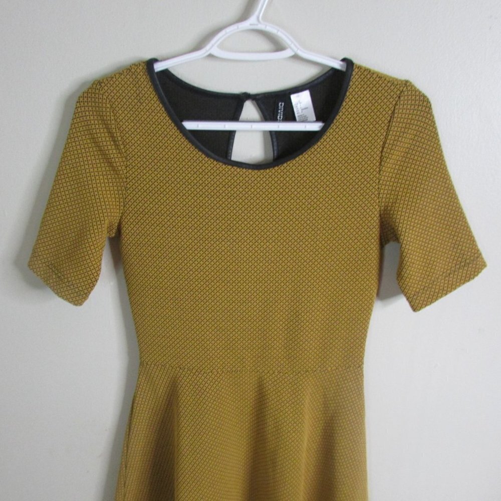 Divided Dress 4 Gold Black Skater Style - Picture 3 of 9